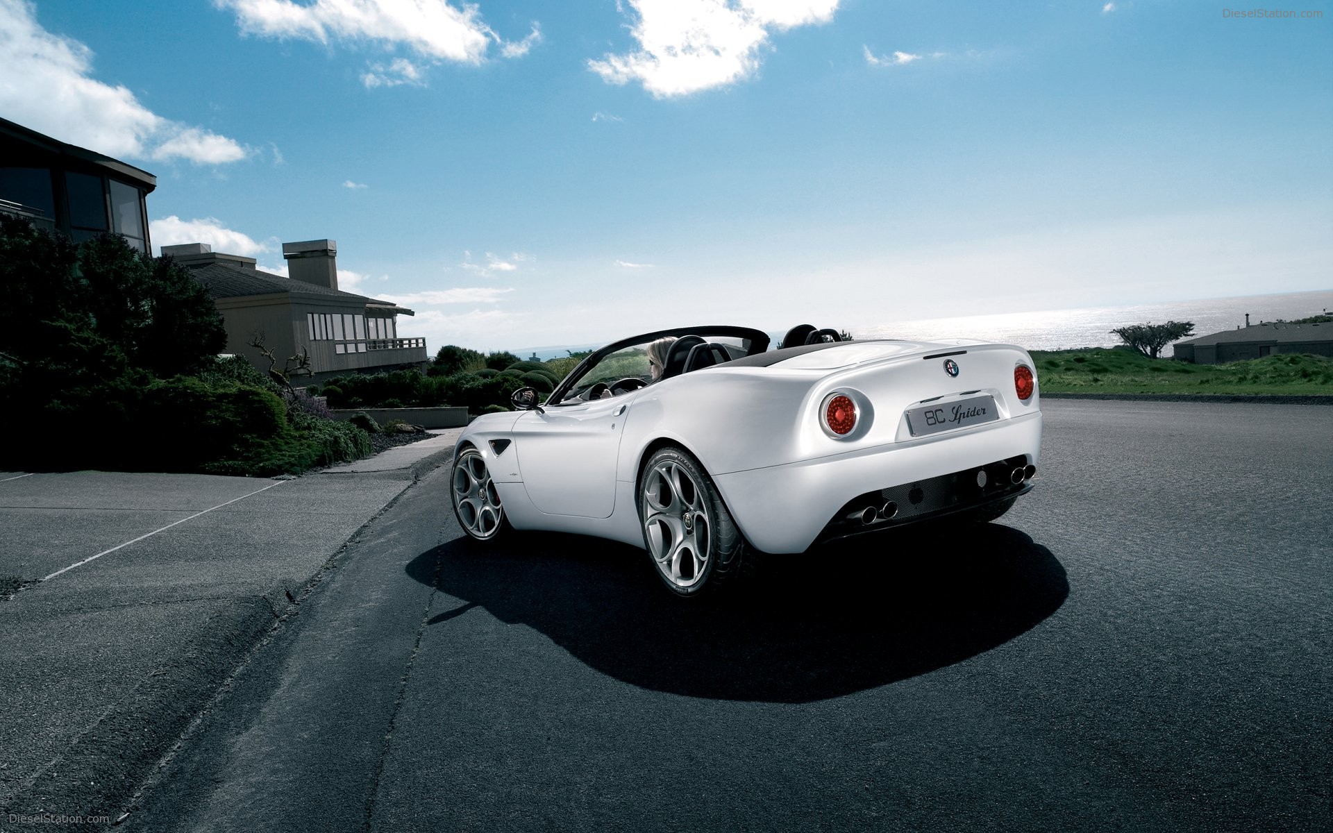 Alfa 8C Spider (2008) Car Pictures